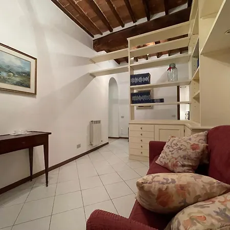 Apartment Pantaneto 56 *